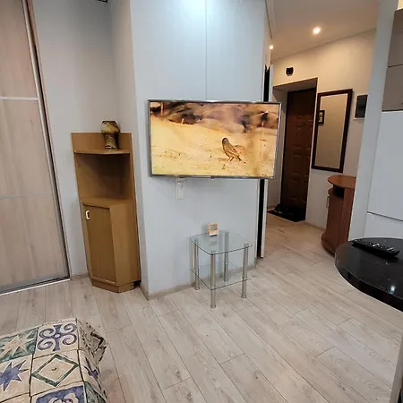 Light Of Matisa Street In Appartamento