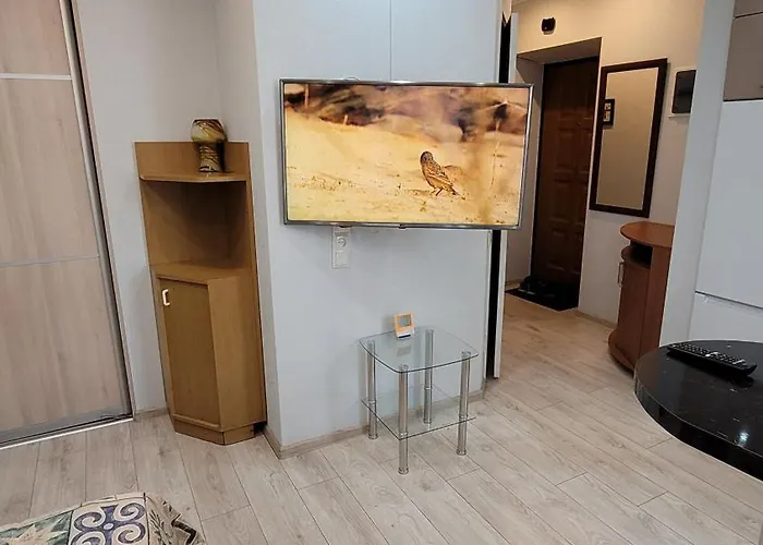 Light Of Matisa Street In Dzīvoklis