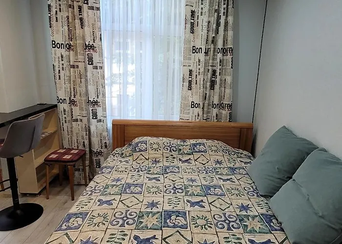 Light Of Matisa Street In Dzīvoklis